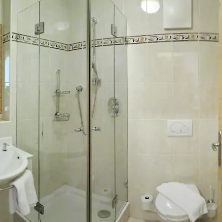 Gut Kramerhof 2* בוכן